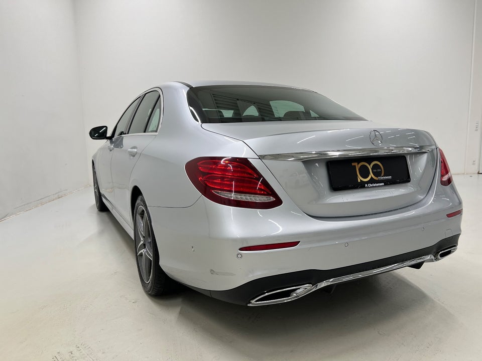 Mercedes E220 d 2,0 AMG Line aut. 4d