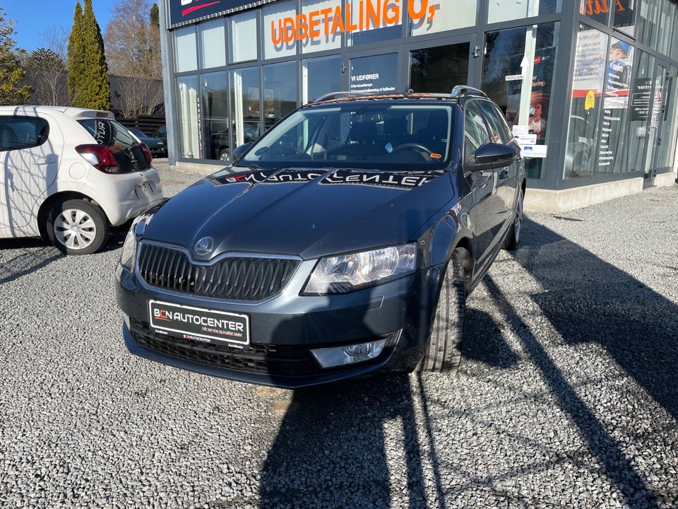 Skoda Octavia 1,4 TSi 140 Elegance Combi DSG 5d