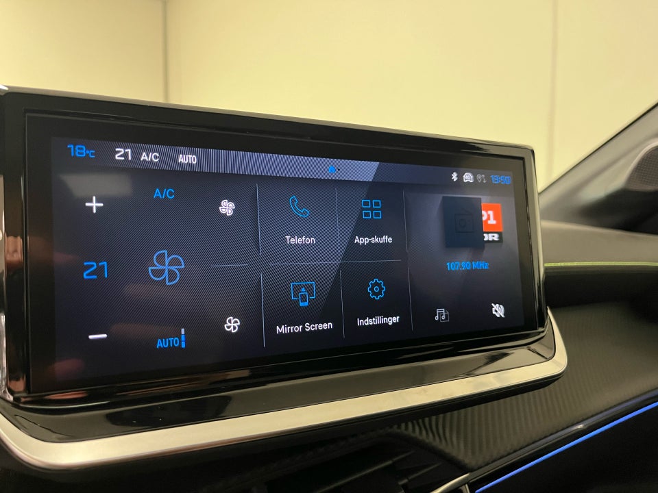 Peugeot e-208 54 GT Pack 5d