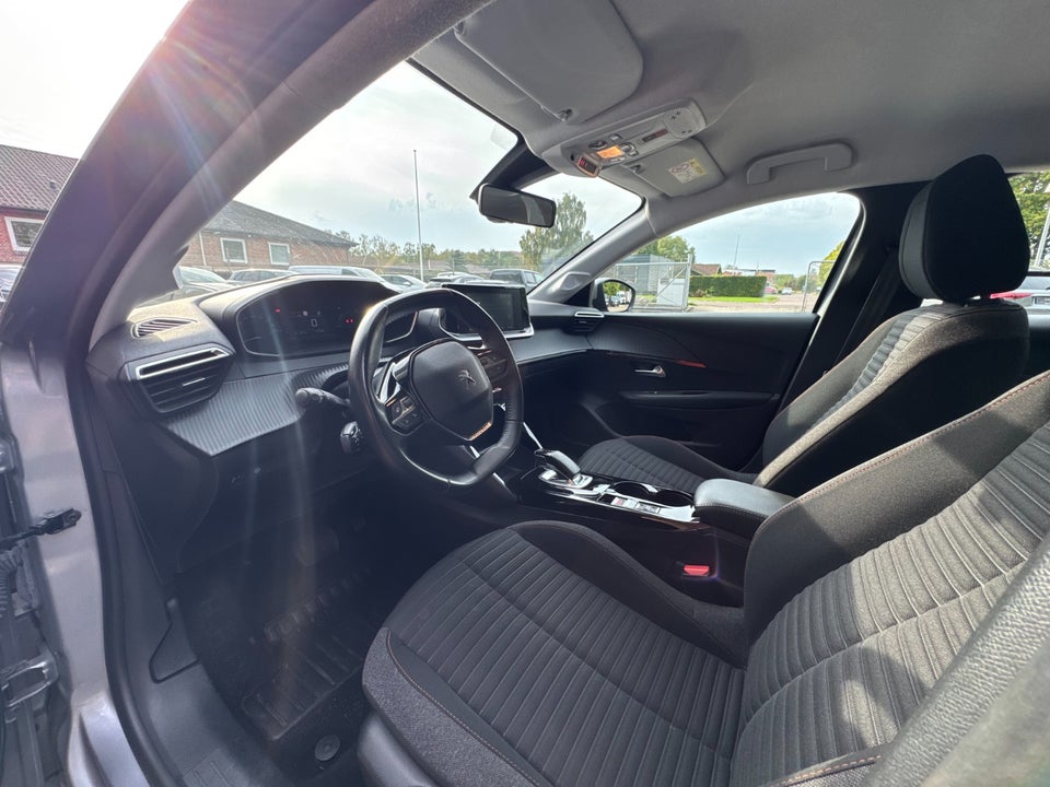 Peugeot e-208 50 Active Pack 5d