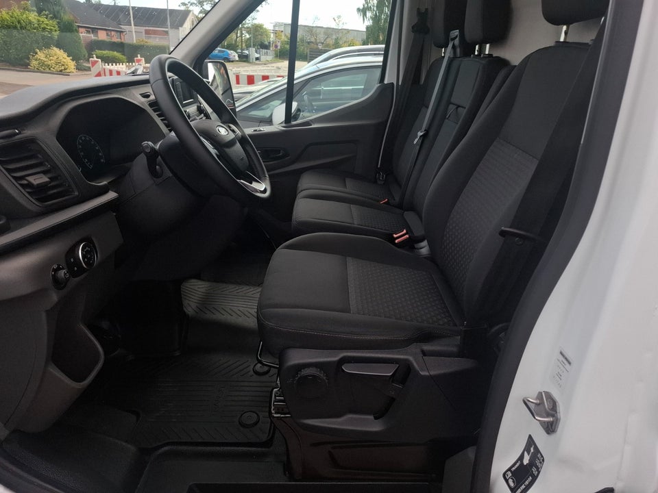 Ford Transit 350 L2 Van 2,0 TDCi 130 Trend aut. H2 FWD