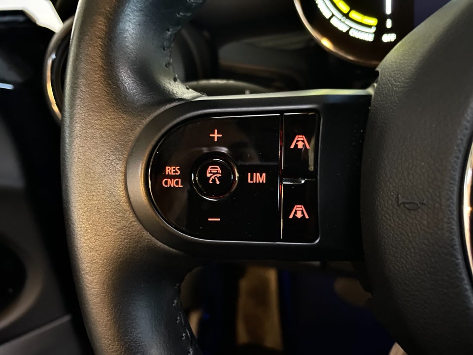 MINI Cooper SE Classic Trim 3d