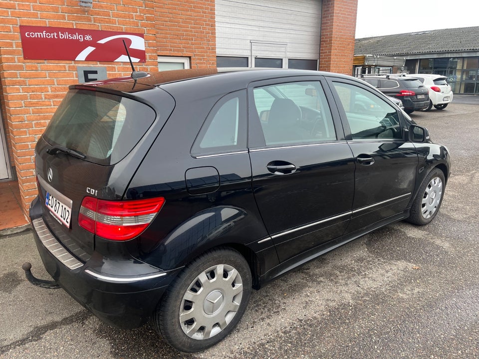 Mercedes B180 2,0 CDi 5d