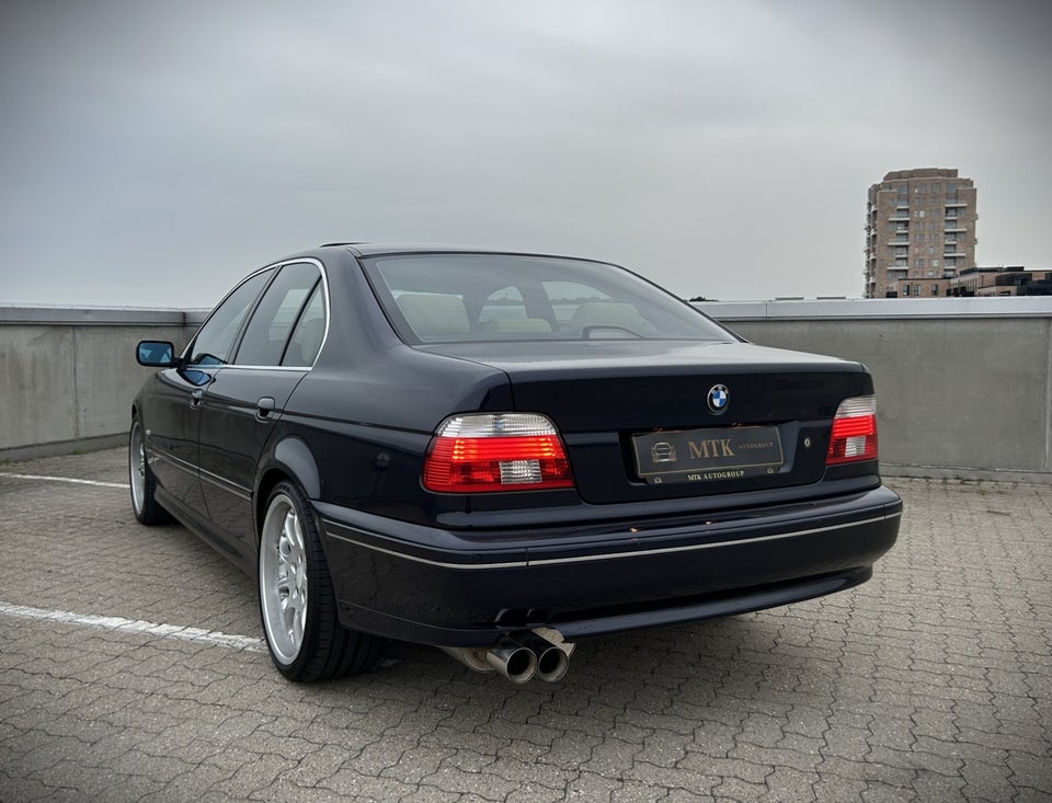 BMW 540i 4,4 aut. 4d