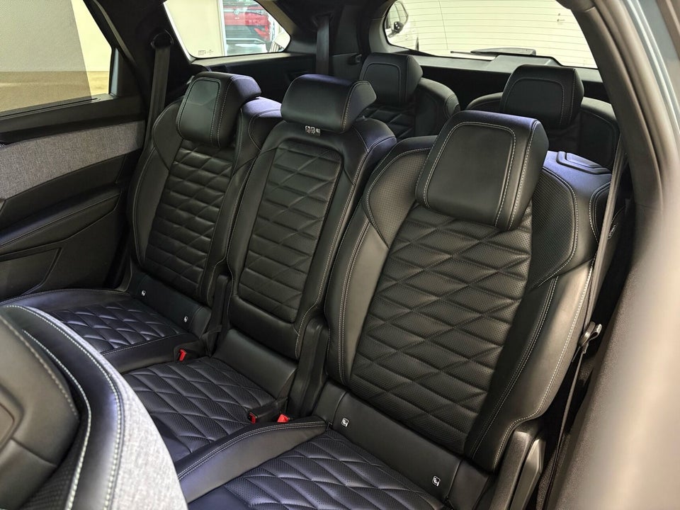 Peugeot e-5008 77 GT 7prs 5d