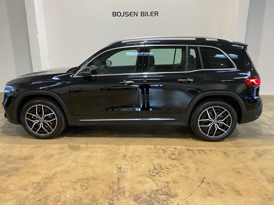 Mercedes EQB300 AMG Line 4Matic 5d