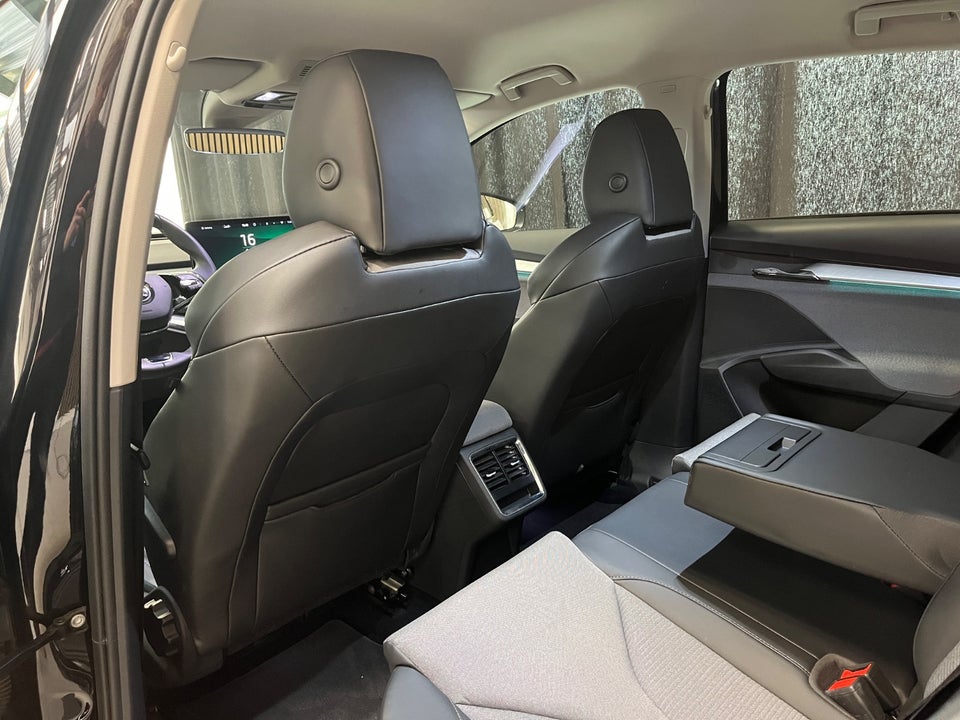 Skoda Enyaq 50 iV 5d