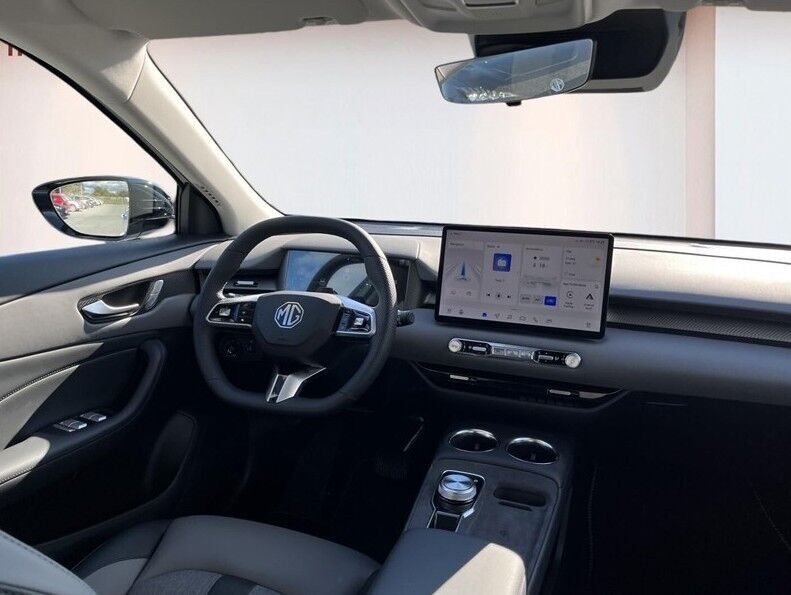 MG MGS5 64 Luxury 5d