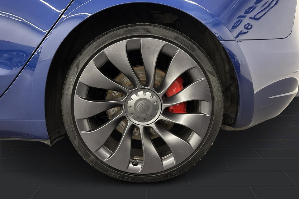 Tesla Model 3 Performance AWD 4d