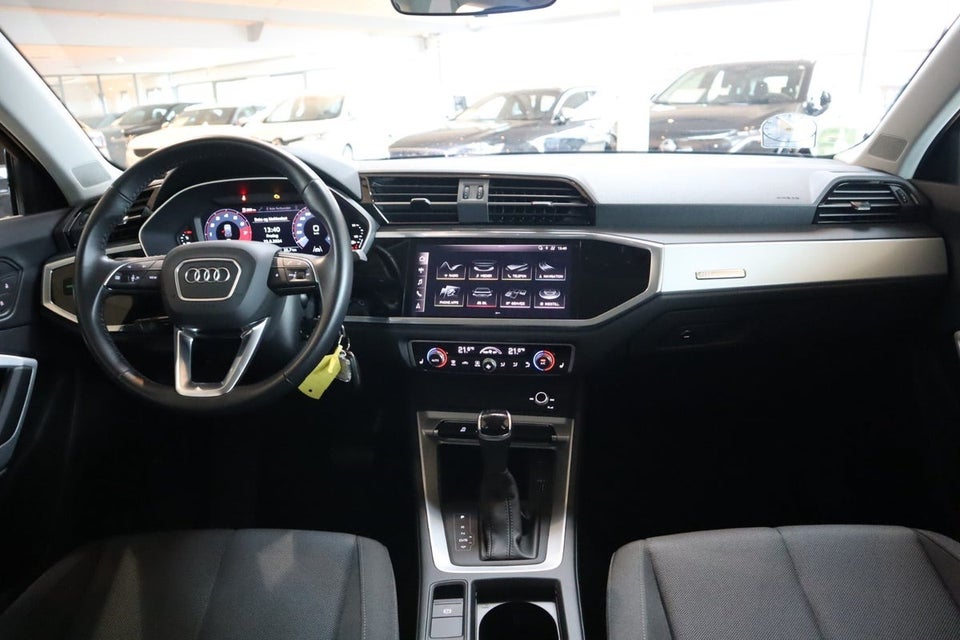 Audi Q3 35 TFSi Advanced Prestige S-tr. 5d