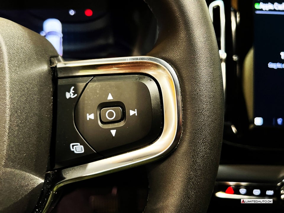 Volvo XC40 P8 ReCharge Twin Plus 5d