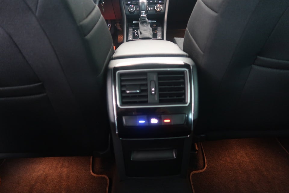 Skoda Superb 1,4 TSi 150 Ambition Combi DSG 5d