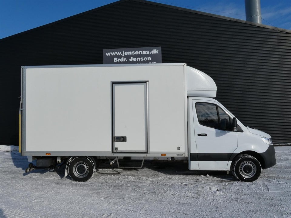 Mercedes Sprinter 317 2,0 CDi A3 Chassis aut. RWD 2d