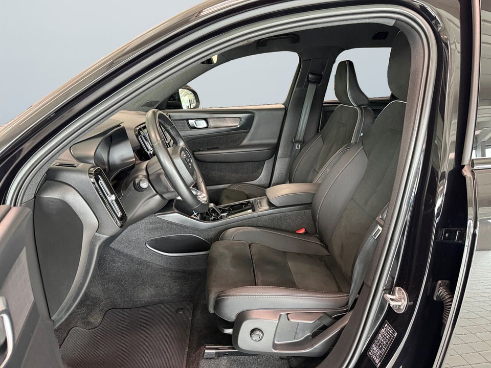 Volvo XC40 P6 ReCharge Plus 5d