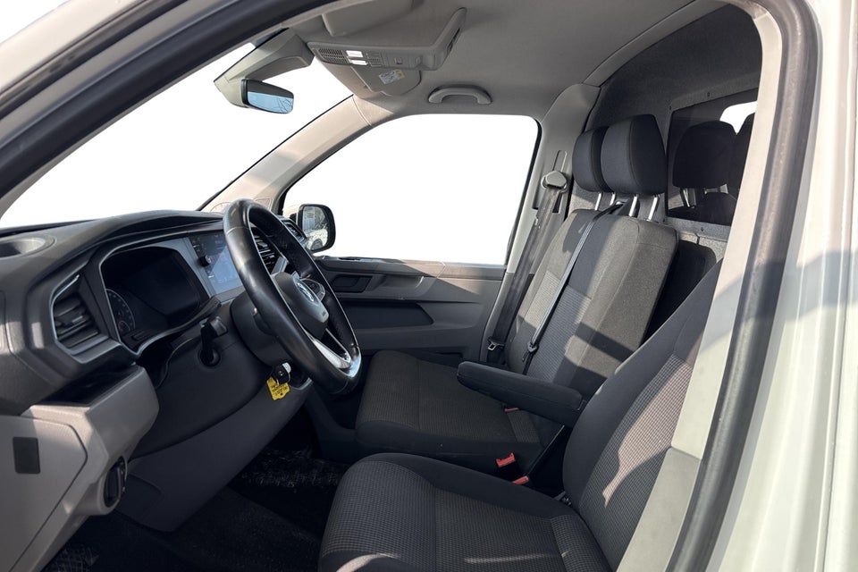 VW Transporter 2,0 TDi 150 Kassevogn DSG lang