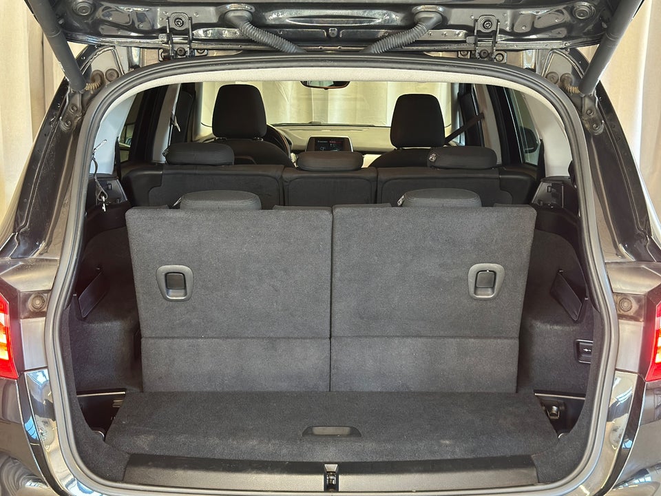 BMW 218i 1,5 Gran Tourer Advantage 5d