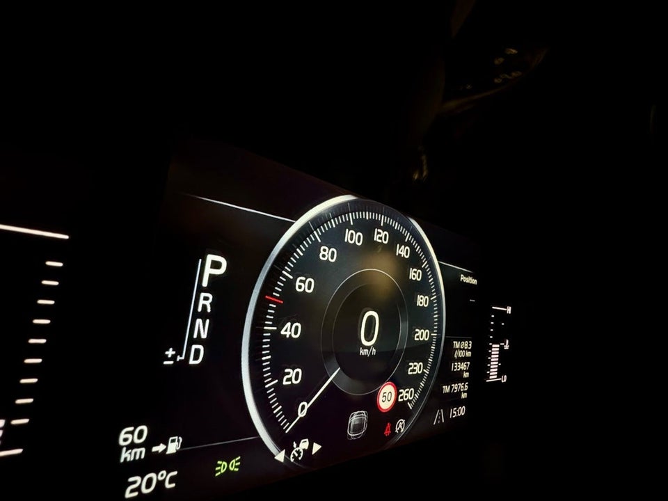 Volvo V90 2,0 T5 254 Momentum aut. 5d