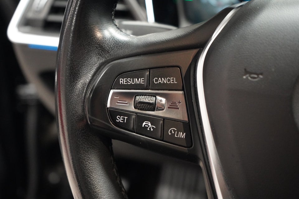 BMW 330e 2,0 Touring Sport Line aut. 5d