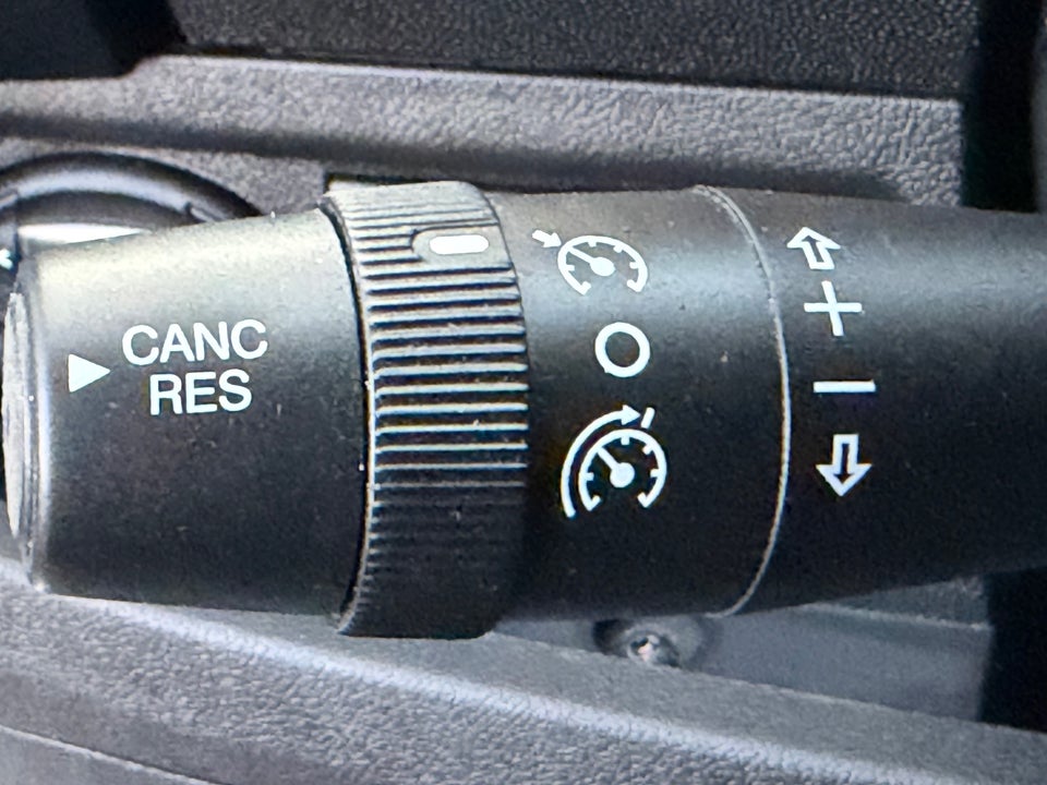 Peugeot Boxer 333 2,2 BlueHDi 140 L2H2 Premium