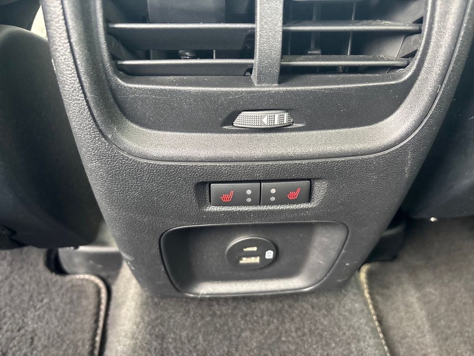 Ford Kuga 2,5 PHEV Vignale CVT 5d