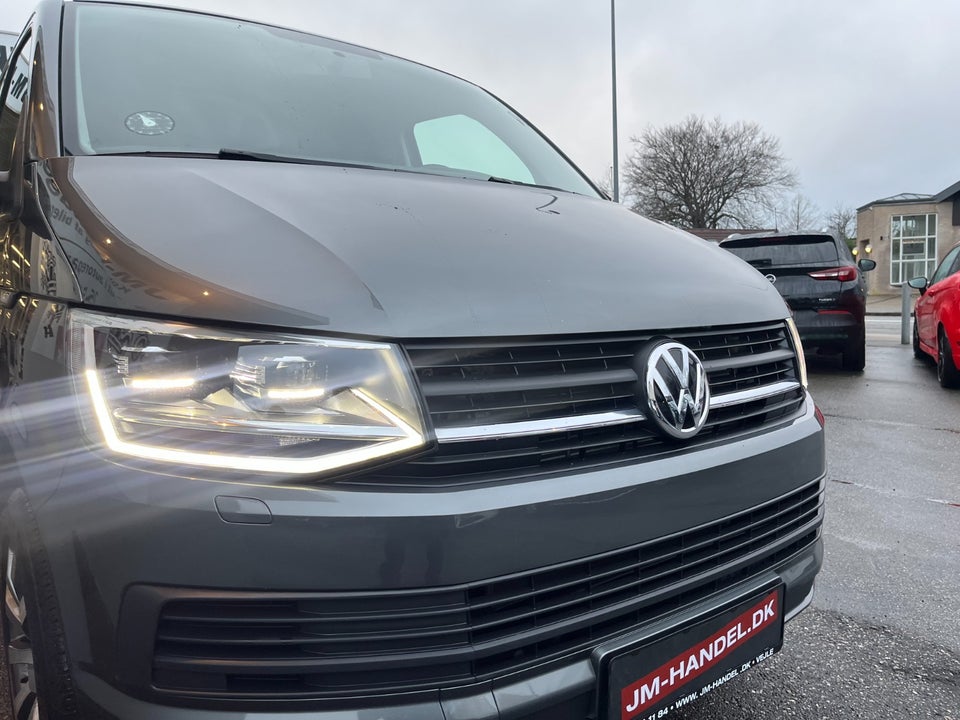 VW Transporter 2,0 TDi 140 Kassevogn DSG lang