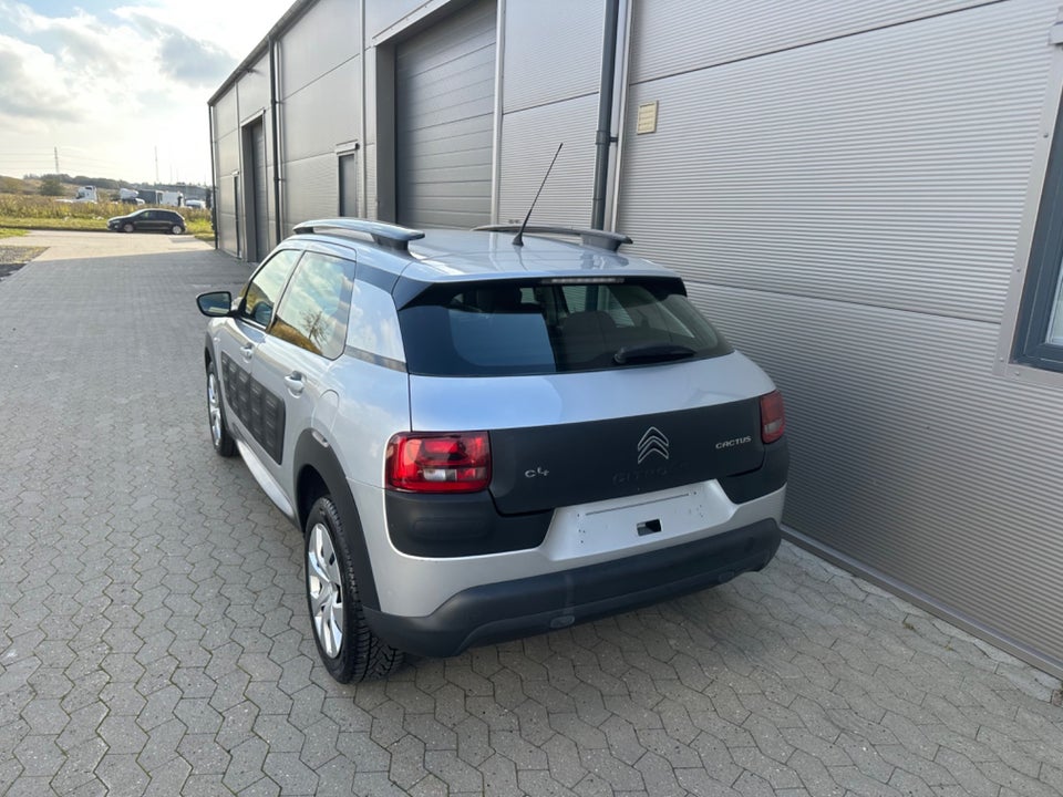 Citroën C4 Cactus 1,2 PureTech 82 Feel 5d