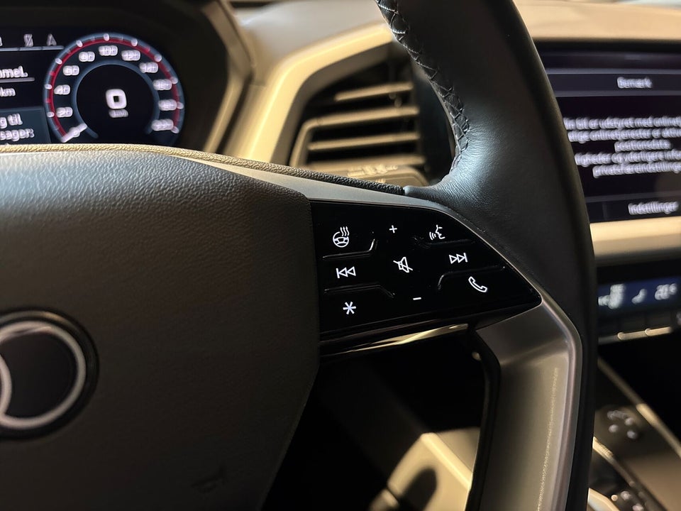 Audi Q4 e-tron 40 Attitude 5d