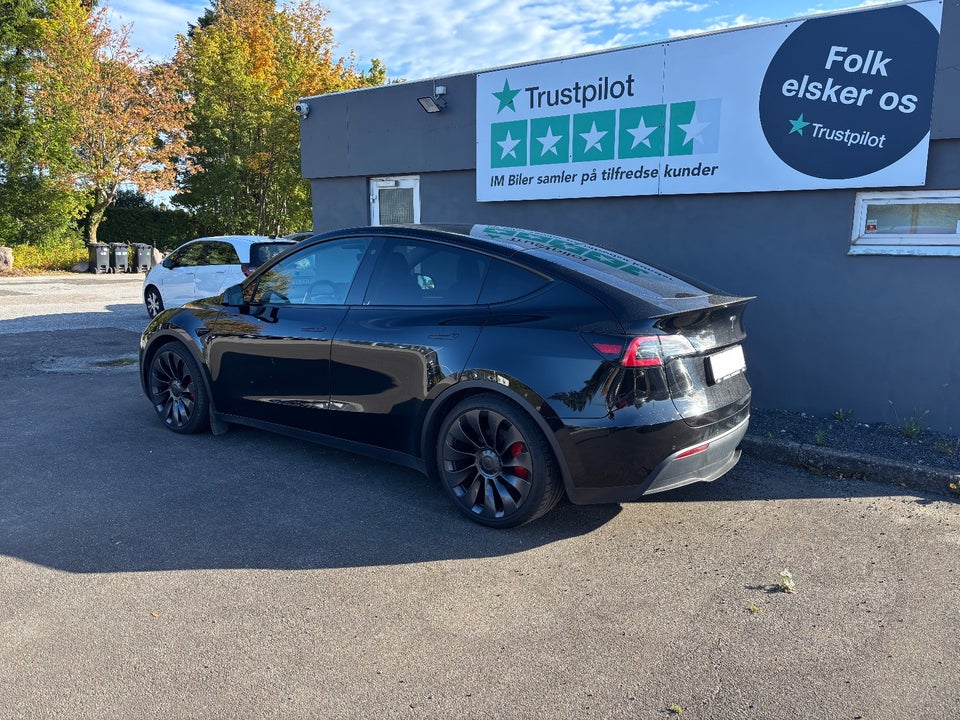 Tesla Model Y Performance AWD 5d