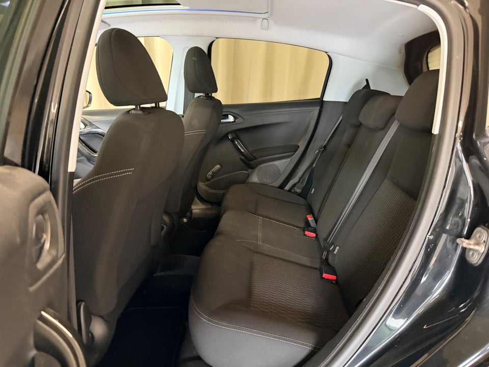 Peugeot 208 1,6 BlueHDi 100 Allure Sky 5d
