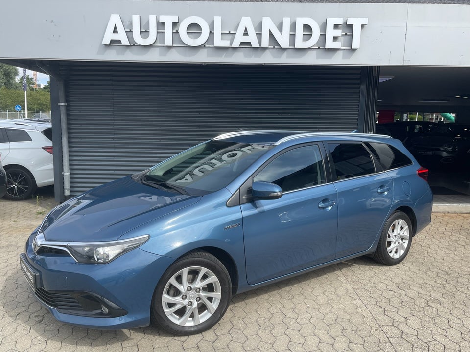 Toyota Auris 1,8 Hybrid H2 Spirit Touring Sports CVT 5d