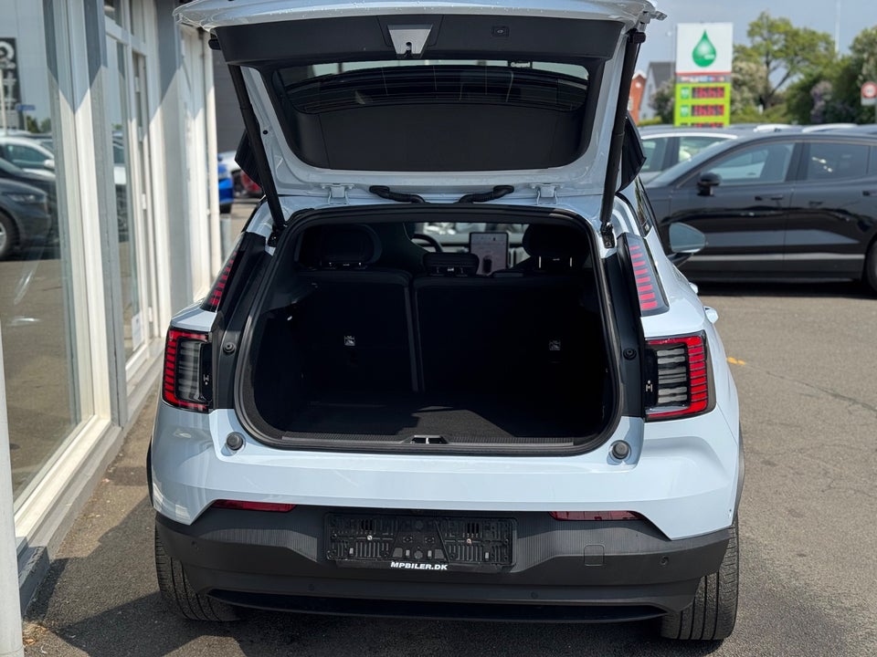 Volvo EX30 Extended Range Ultra 5d