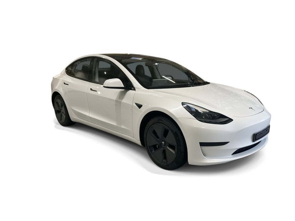 Tesla Model 3 Standard Range+ RWD 4d