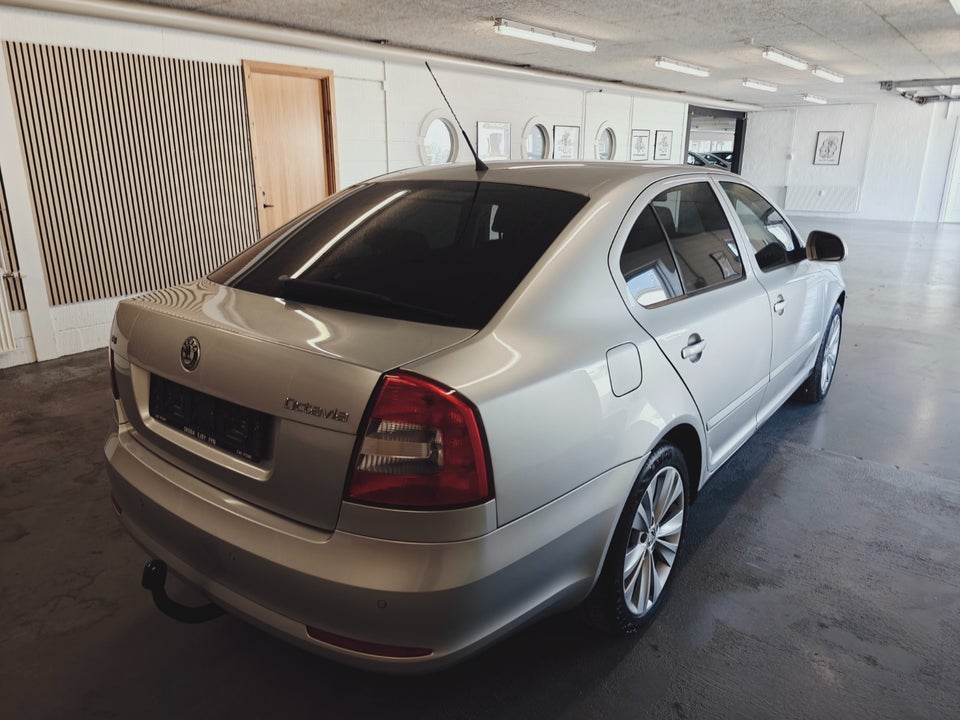 Skoda Octavia 1,8 TSi 160 Elegance 5d