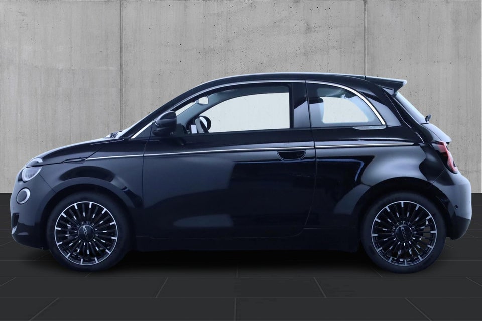Fiat 500e 42 la Prima by Bocelli 3d
