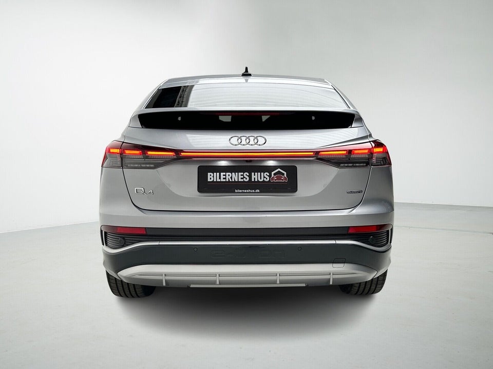 Audi Q4 e-tron 45 S-line Sportback quattro 5d