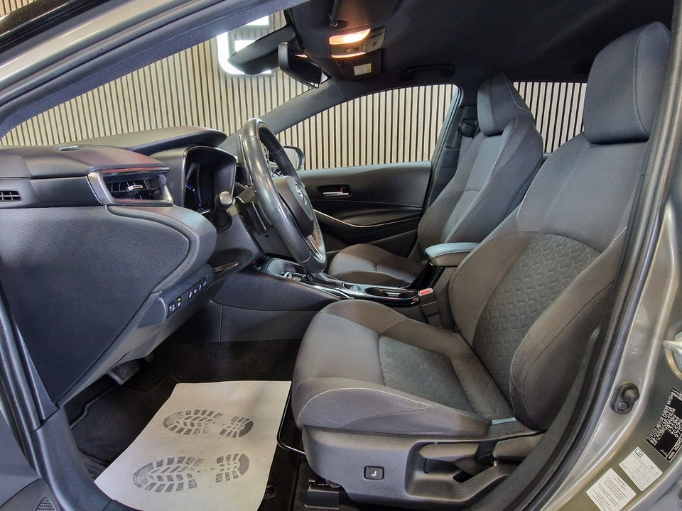 Toyota Corolla 2,0 Hybrid H3 Premium Touring Sports MDS 5d