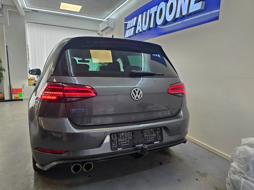 VW Golf VII 1,4 GTE DSG 5d