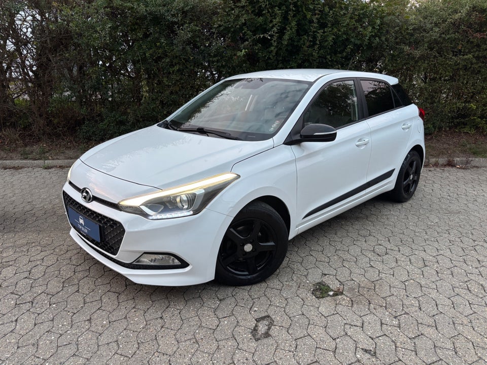 Hyundai i20 1,25 Premium 5d