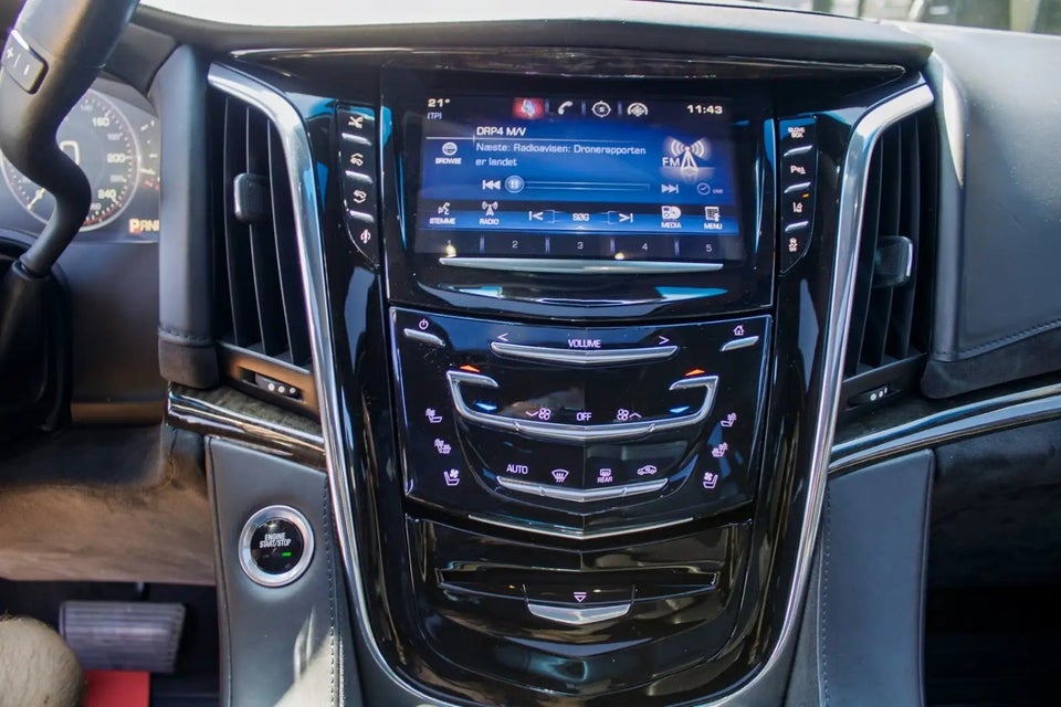 Cadillac Escalade 6,2 V8 ESV Platinum aut. 7prs 5d
