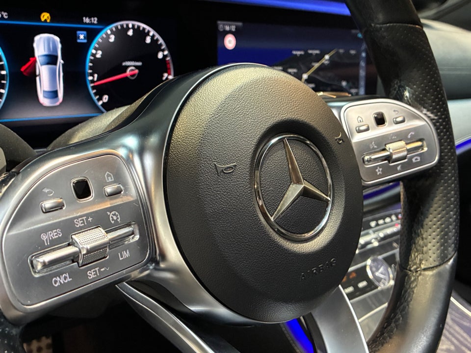 Mercedes E300 2,0 AMG Line Coupé aut. 2d