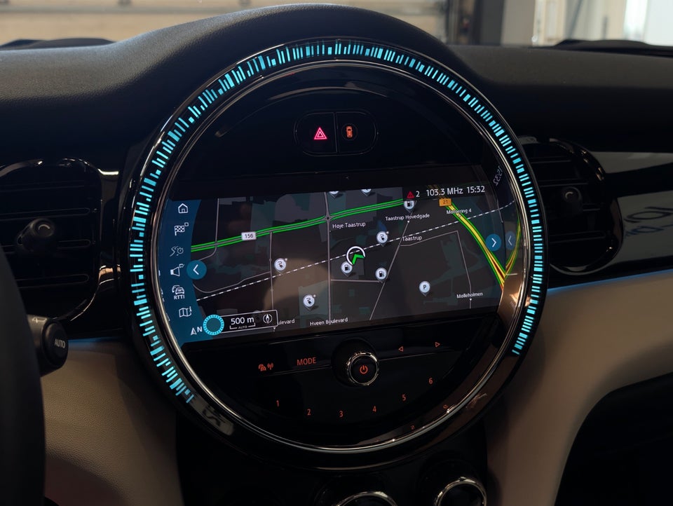 MINI Cooper SE Maximise 3d