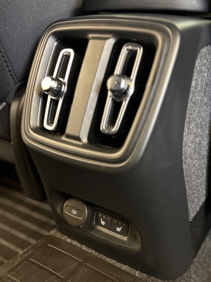 Volvo EX40 Extended Range Core 5d