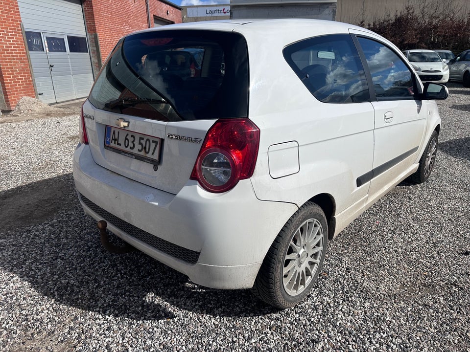 Chevrolet Aveo 1,2 Base 3d