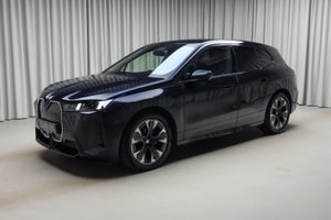 BMW iX, modelår 2025, 25,000 km