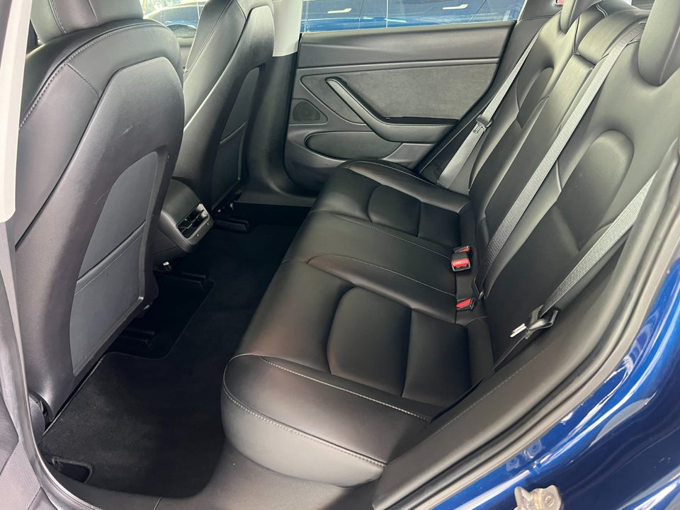 Tesla Model 3 Performance AWD 4d