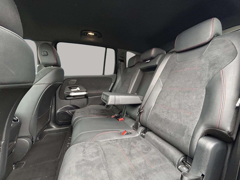 Mercedes EQB250 AMG Line 5d