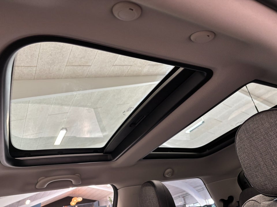 MINI Cooper SE Classic Trim 3d