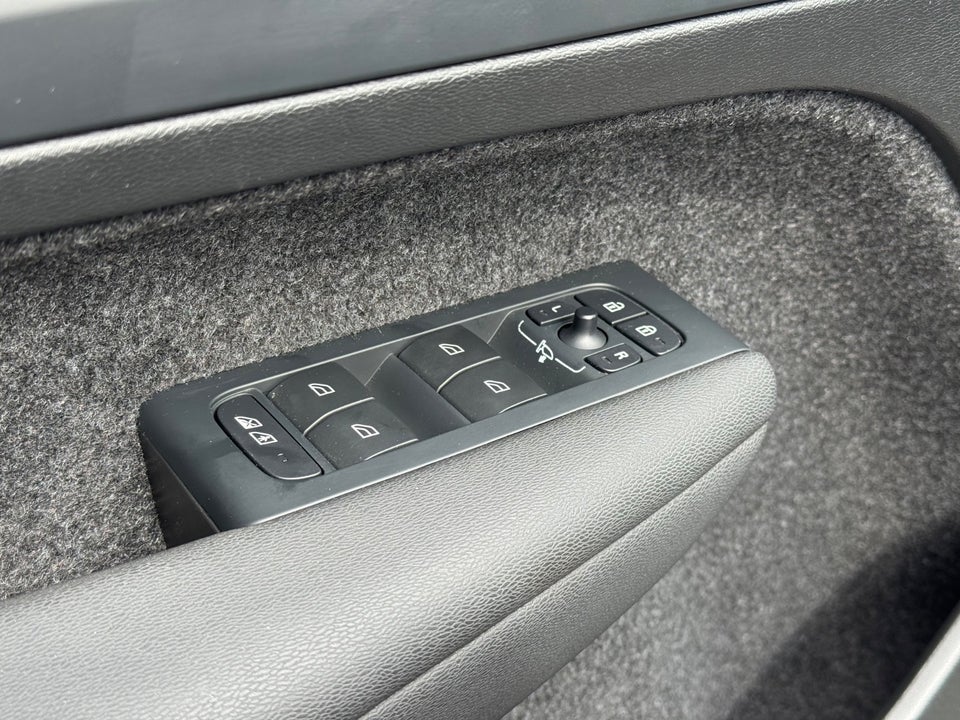 Volvo C40 ReCharge Twin Plus 5d