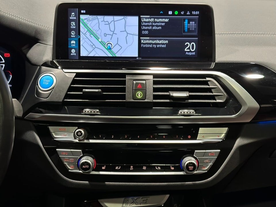 BMW iX3 Charged 5d