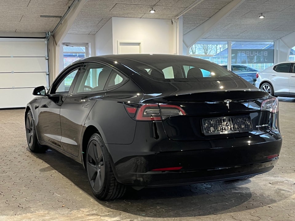 Tesla Model 3 Long Range AWD 4d